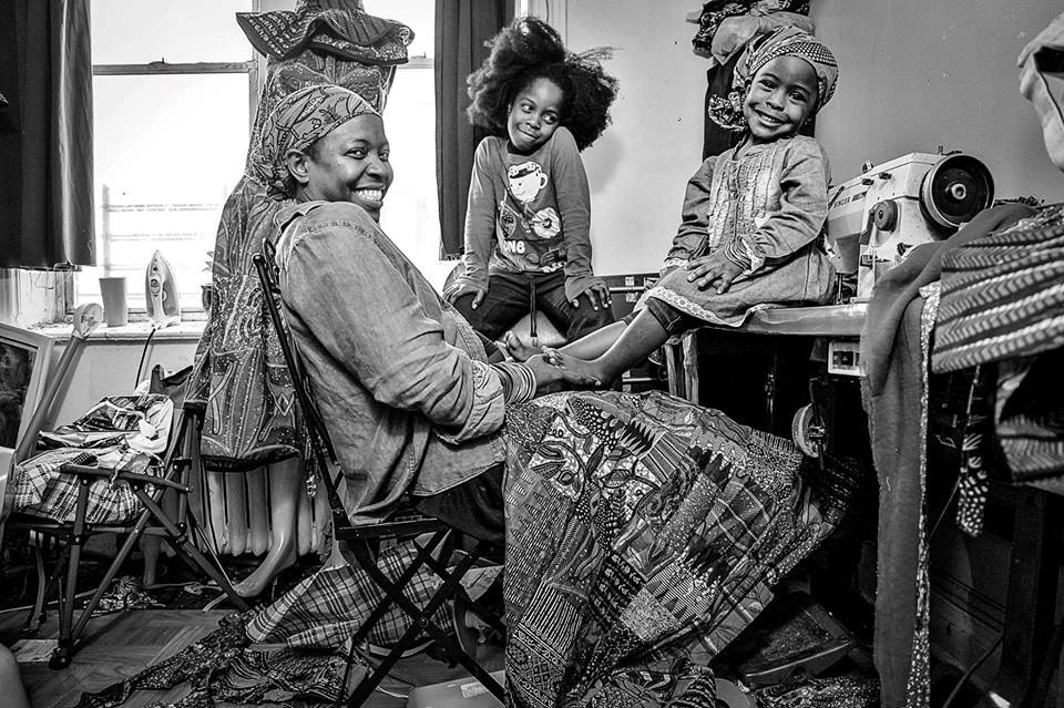 Hekima Hapa of Harriets by Hekima, with her two oldest daughters, Stuyvesant Indi Bazaar