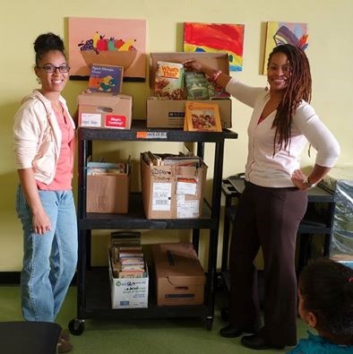 Volunteers help out with Senator Jesse Hamilton Holiday Book Drive (1)