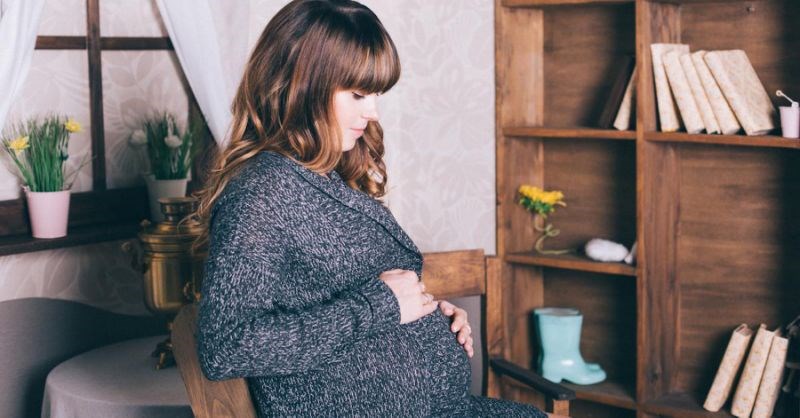 7 Things Not to Ask a Single Pregnant Woman