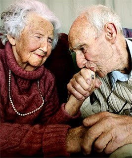 old-couple-in-love