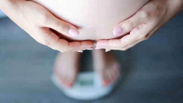 Why Pregnant Women Should be Drinking More Water