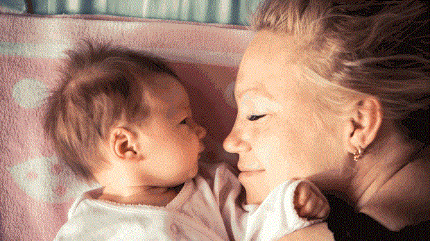 10 amazing benefits of breastfeeding for mother and child