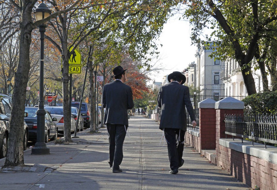 0_4200_0_2879_one_brooklyn-jewish-community-residents-blaylock26