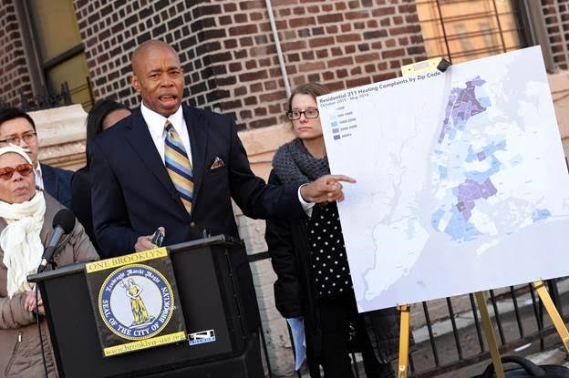 BP Eric Adams points out on a map problem neighborhoods for residential heating complaints citywide Photo: Erica Sherman/Brooklyn BP's Office