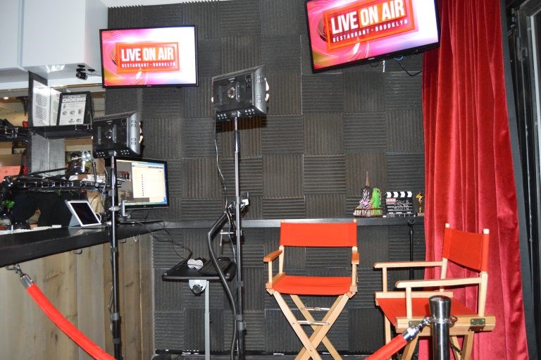 Live, broadcast, booth, LOA, Restaurant