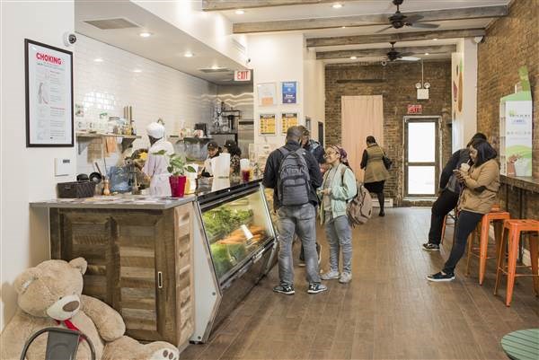 BK Reader, Juices For Life, Angela Yee, Jadakiss, Styles P, juice bar, Bed Stuy, Bedford Stuyvesant, juicing, fresh produce, affordable produce, fresh foods, Brooklyn juicing, Brooklyn fresh produce,