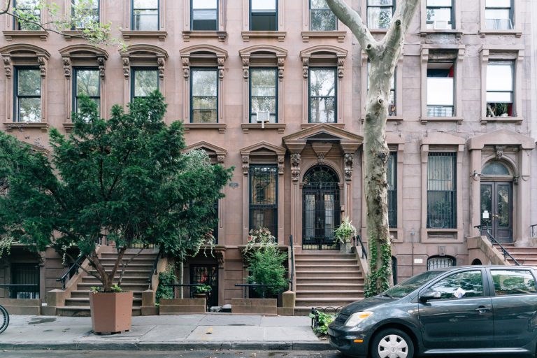 median income, Brooklyn, BK Reader, American census, income inequality, Fort Greene, Park Slope, East New York, Brownsville, self-sufficiency, wages, employment,