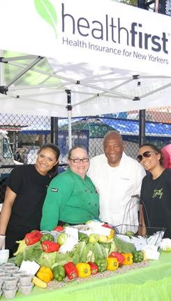 paint party, community beautification, health, free medical screenings, giveaways, massage therapists, fresh fruit market, healthy cooking demonstrations, fitness workshops wellness, community health, health expo, wellness expo, BK Reader, Congresswoman Yvette D. Clarke, Healthfirst, Brownsville,