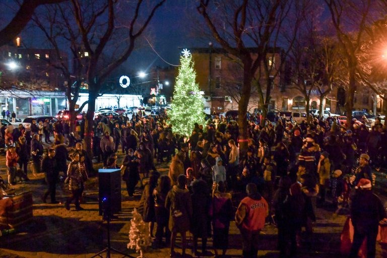 tree lighting, BK Reader, Fort Greene, Christmas, holiday, holiday spirit, Manifest choir, Manifest gospel, Manifest male choir, Brooklyn Sweet Spot, Castro's, Peck's, Myrtle Avenue Brooklyn Partnership, Fort Greene Conservancy