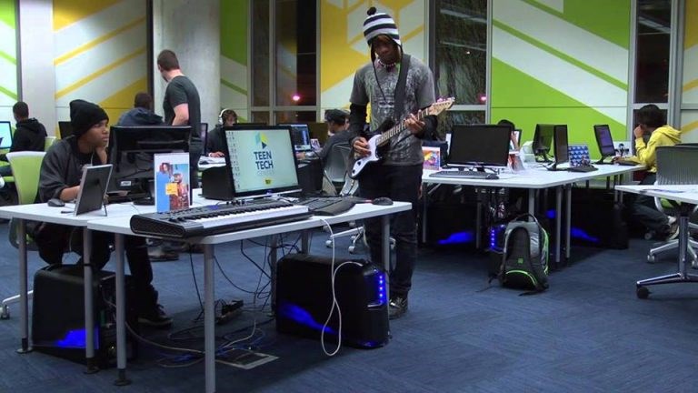Brooklyn Public Library, Best Buy Teen Tech Center, BK Reader, multi-media, design, Brooklyn Robotics League, Teen Youth Councils, STEM, STEAM, Brooklyn Tech hub, Brooklyn teen tech center, Brooklyn technology, animation, 3D,