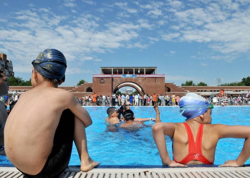 McCarren Pool, BK Reader