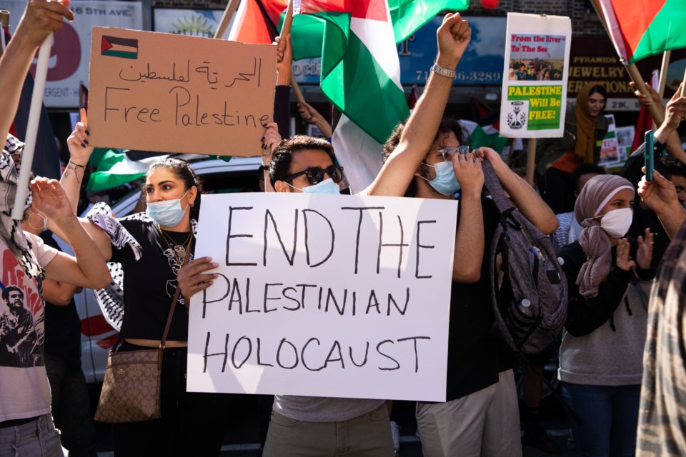 PHOTOS: Protesters march from Bay Ridge to Barclays Center for a free Palestine