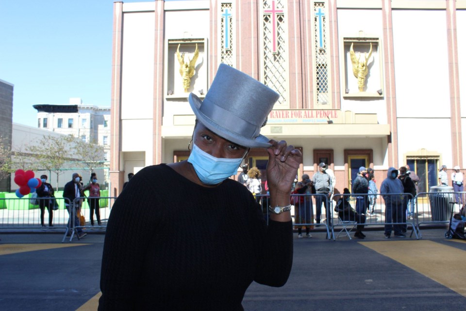 Hat Fashion Show honoring Eric Bullen and Al&#8217;s Men&#8217;s Shop. Photo: Mateo Ruiz Gonzalez for BK Reader.