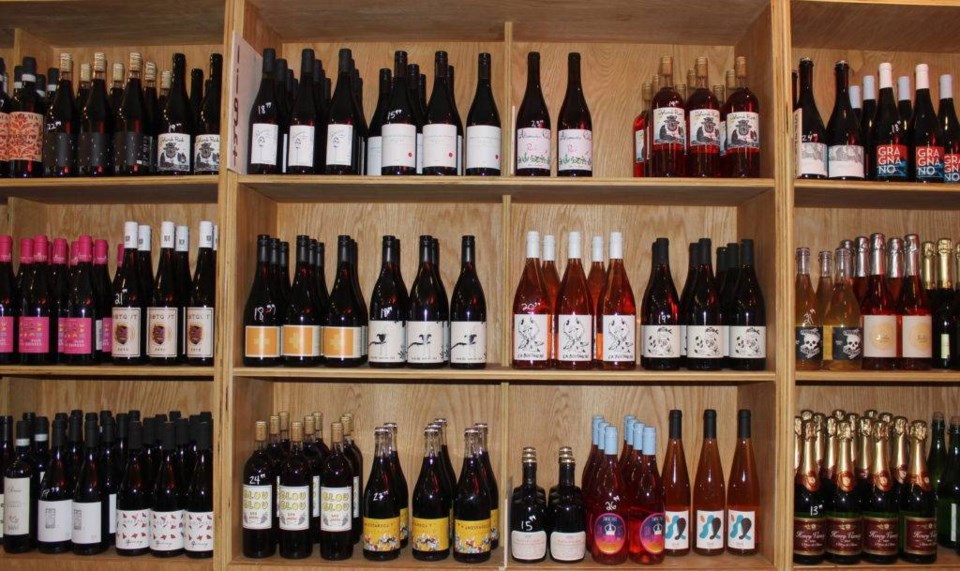 wine, natural wine, bottle store, hearts brooklyn