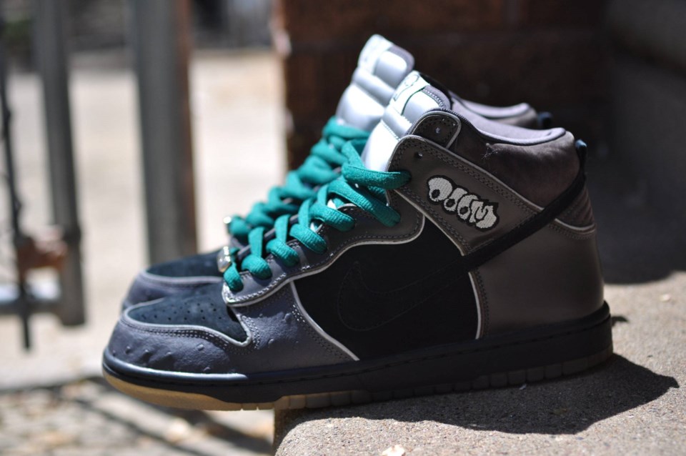 Nike_SB_Dunk_High_MF_Doom