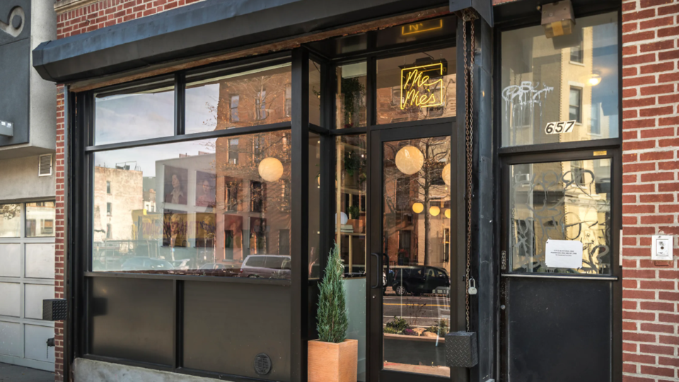 KIT opens in former MeMe&#8217;s Diner space
