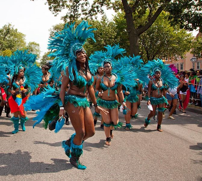 671px-West_Indian_Day_Parade_2009-_Brooklyn,_NYC-31