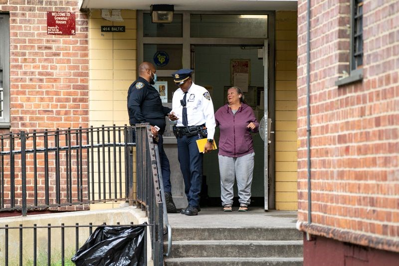 NYPD suspects murder in death of month-old Brooklyn baby