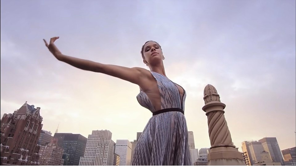 Misty_Copeland_arm_outstretched-1