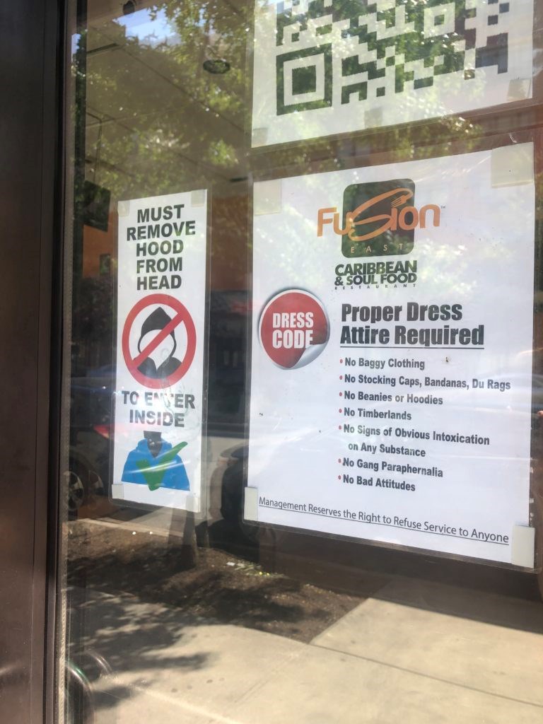 Dress code notice on the door of Fusion East. Photo: Miranda Levingston for the BK Reader.