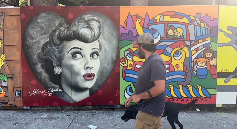 I love Lucy mural(compressed) (1)