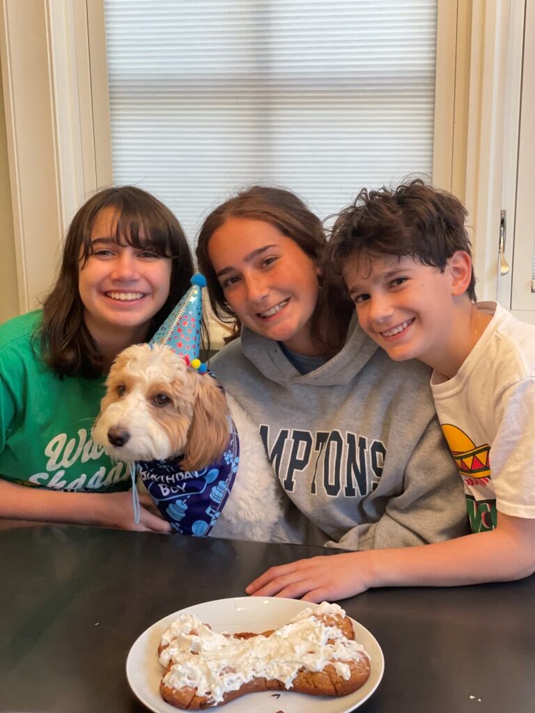 Lucia Zaremba with her sister Mia and brother John. Photo: Provided/ Lucia Zaremba.