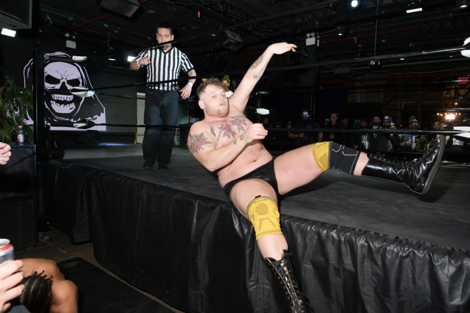 Wrestlers used the ring creatively. Photo: Jonathan Mora for BK Reader.