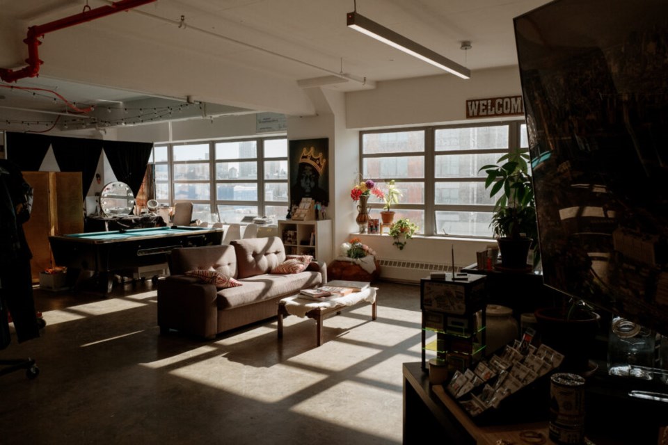 The Brooklyn Navy Yard space boasts amazing views, a win-win for owners and shoppers alike. Photo: Dustin Lin for BK Reader.