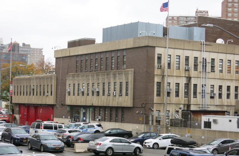 60th Precinct: Purse snatchers attack Coney Island woman