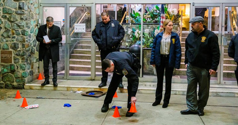 40-year-old man fatally shot after fight on Brooklyn street