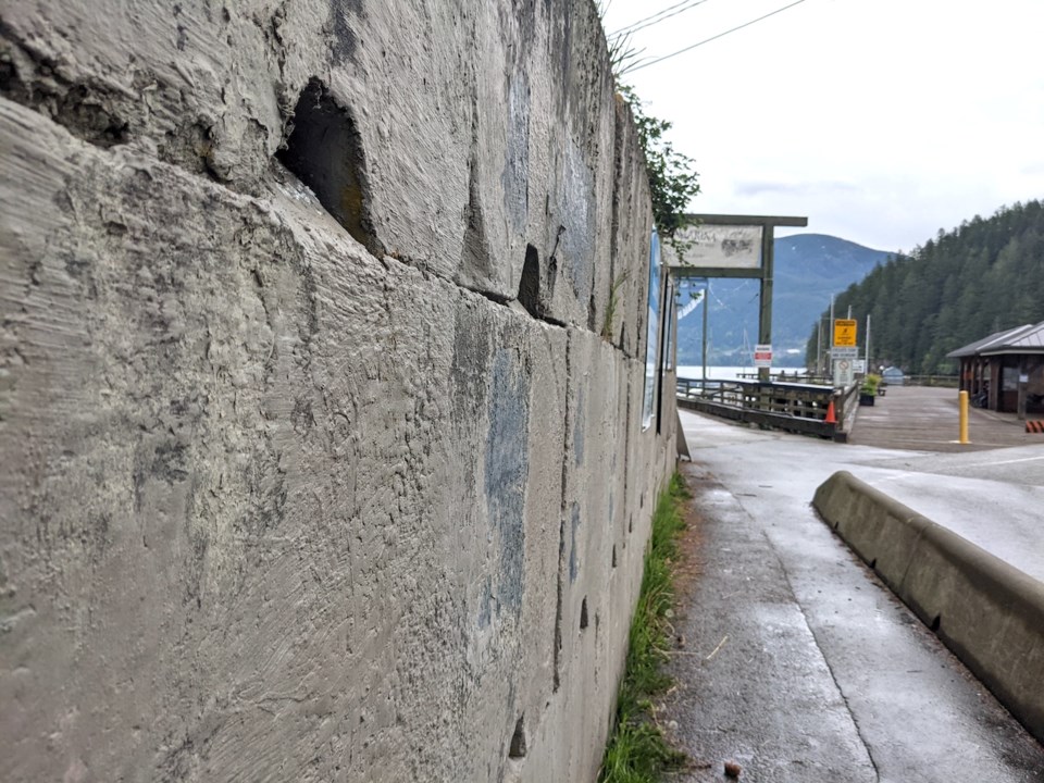 lock-block wall closeup