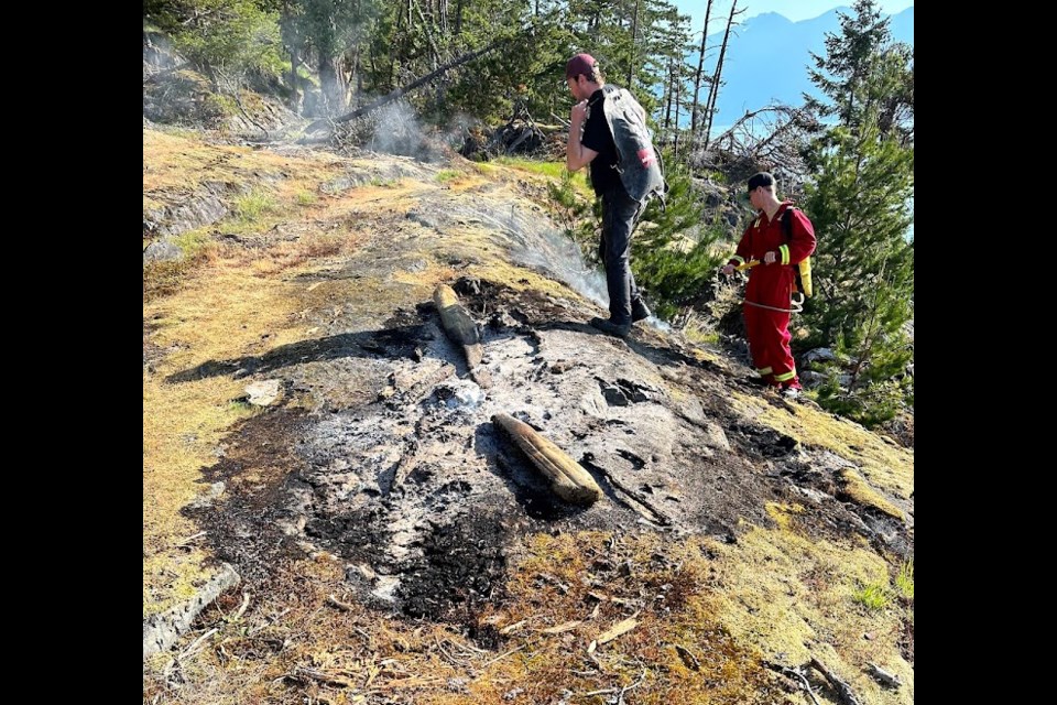 Bowen Island Fire Rescue responded to a fire at Apodaca Park the morning of May 25, and were successful in putting out the flames. 