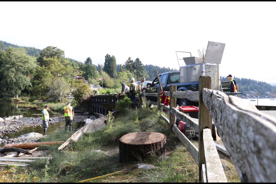 Fisheries and Oceans Canada (DFO) came to Bowen Aug. 17 to install a salmon trap at the Causeway. 