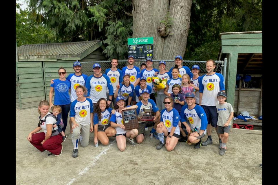 The Blu’s are 2023 Bowen Island Slopitch League Champions. 