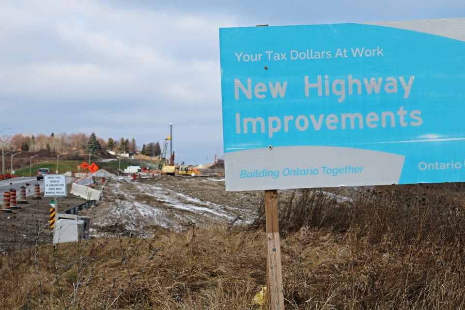 Construction continues on the bridge that will carry a widened County Road 4 (Yonge Street) over the route for the future Highway 400-404 Link (Bradford Bypass).