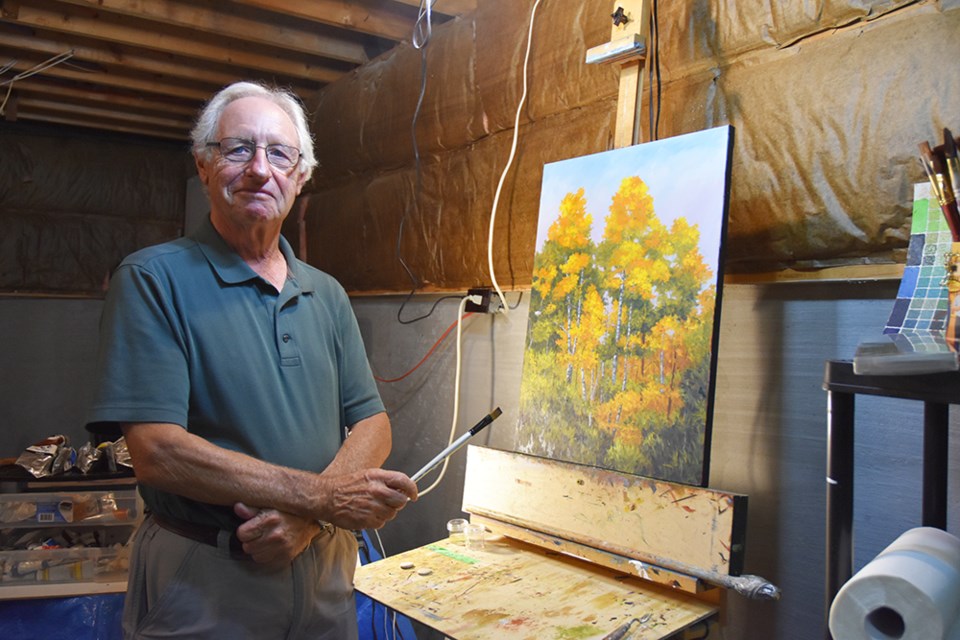 Jim Woods at his easel. Miriam King/Bradford Today
