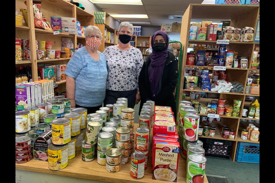 The  Bradford chapter of Ahmadiyya Muslim Women's Association donated 450 pounds of food to the Helping Hand Food Bank last month. 
