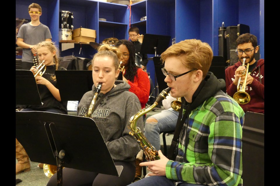 Bella Rose, left, and Curtis Chambers play in the jazz band at Bradford District High School. Jenni Dunning/BradfordToday