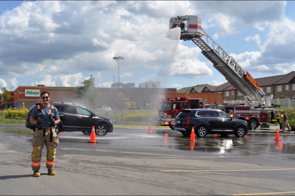 2021 Annual Bradford Firefighter Car Wash held at Canadian Tire in Bradford as a partnership for the association's charity drive. 