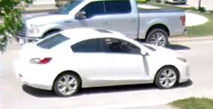 Fraud suspect vehicle photo provided by South Simcoe Police