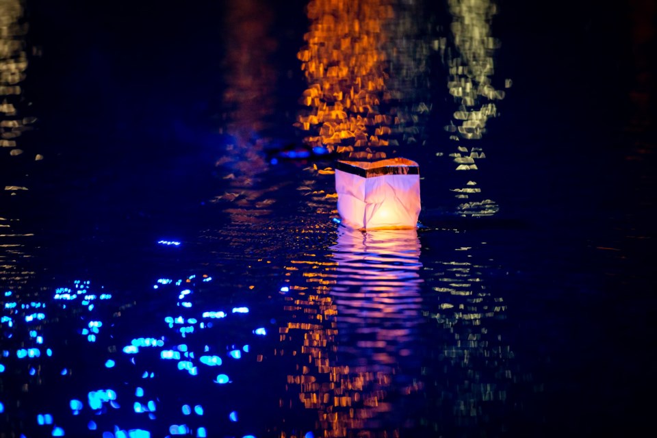 The Wave of Light ceremony will take place at the Newmarket River Walk Commons on October 15 at 7 p.m.