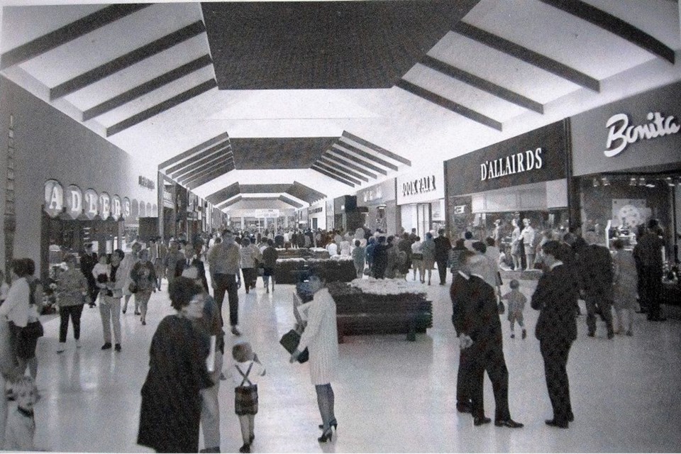 The main hallway of Burlington Mall when it opened in 1968.