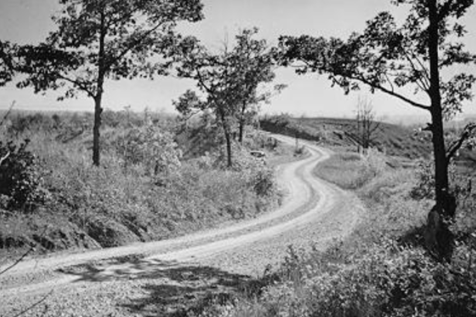 king-road-the-so-called-magnetic-hill-ca-1940-bhs205114-filman-download
