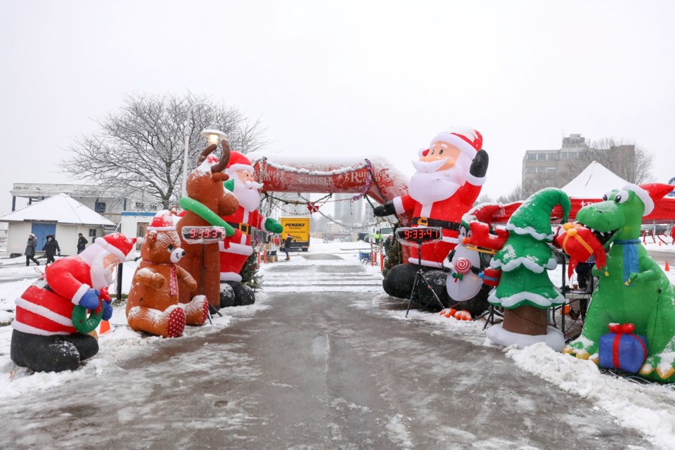 hamilton-santa-race-1