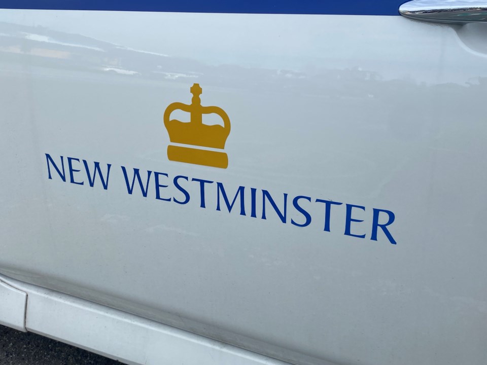 city-crown-emblem