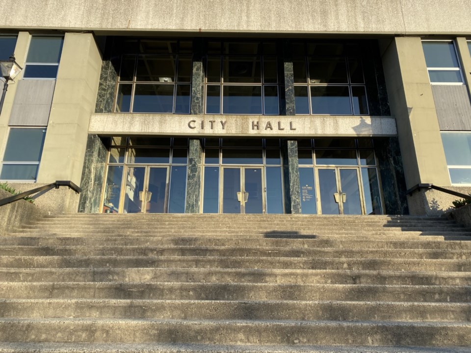 cityhall2