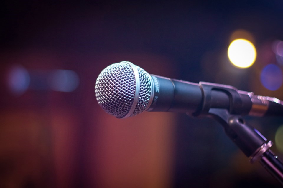 Microphone - Pexels file