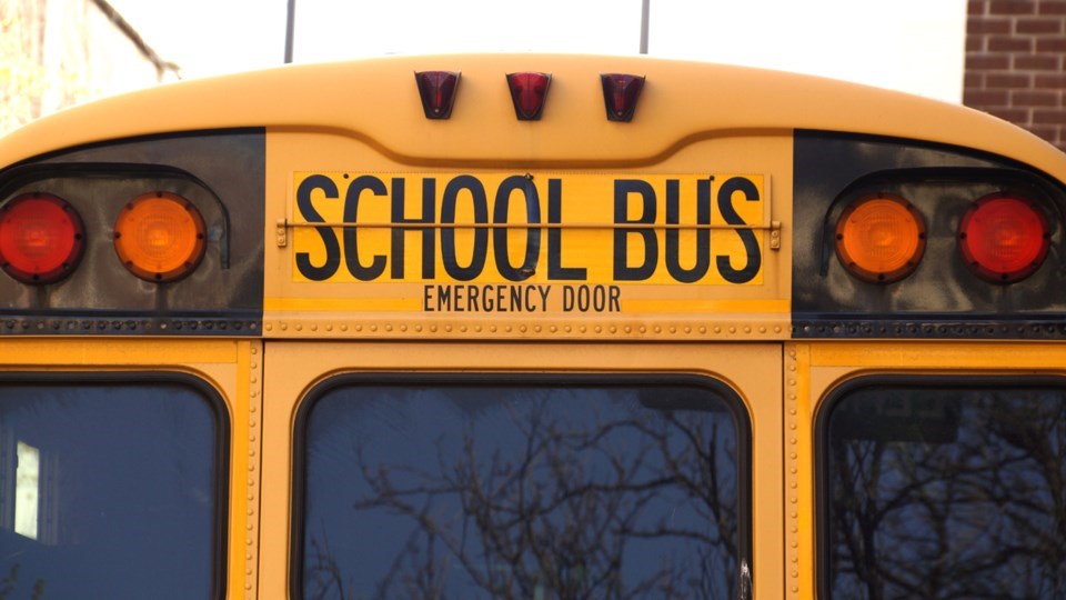 school-bus-pexels