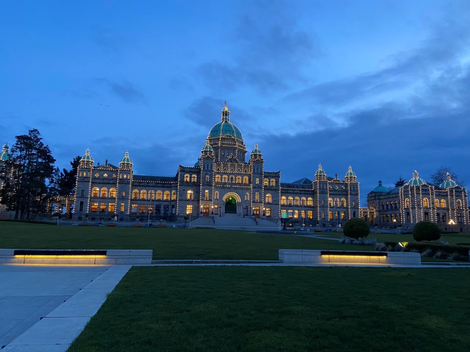victoria-pj