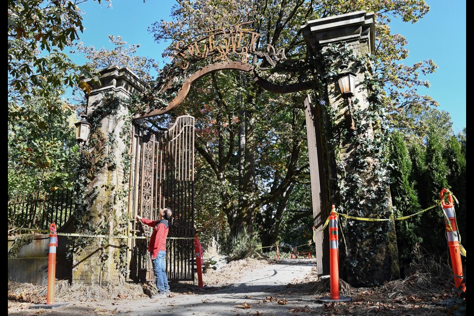 The popular children's fantasy series The Spiderwick Chronicles is filming in Burnaby at Deer Lake Park.